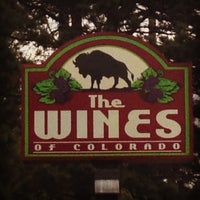 Foto scattata a The Wines of Colorado da Vicky 😜 il 5/27/2013