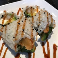 Das Foto wurde bei Bento Asian Kitchen &amp;amp; Sushi von Jeff S. am 7/22/2018 aufgenommen