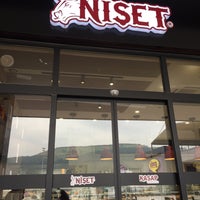 Photo taken at NİŞET KASAP Steakhouse by İpek E. on 3/2/2016
