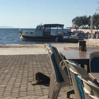รูปภาพถ่ายที่ Çakir Cafe &amp;amp; Bar &amp;amp; Restaurant โดย Gamze G. เมื่อ 9/7/2017