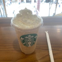 Photo taken at Starbucks by ｒｉｔ on 6/25/2022