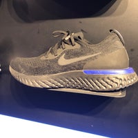 Nike - Tienda de artículos deportivos en Viña del Mar
