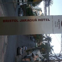 Foto tirada no(a) Bristol Jaraguá Hotel por Ronaldo M. em 7/22/2013