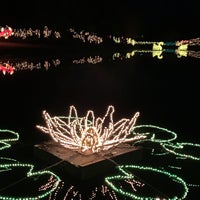 Photo taken at Bellingrath Gardens and Home by Ekha on 12/28/2020