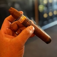 Foto diambil di Casa Hispaniola Cigars | Cigars Shop | Englewood Cigars | Cigar Lounge oleh Casa Hispaniola Cigar S. pada 3/16/2019