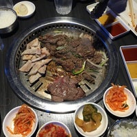 รูปภาพถ่ายที่ Gen Korean BBQ โดย Veronica H. เมื่อ 1/31/2016