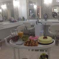 Photo taken at Eloise Beauté by Junia G. on 2/19/2016