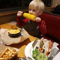 Photo taken at Chili&amp;#39;s Grill &amp;amp; Bar by Kristin D. on 11/21/2021