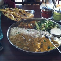 รูปภาพถ่ายที่ East India Grill โดย Elynnie เมื่อ 11/14/2012