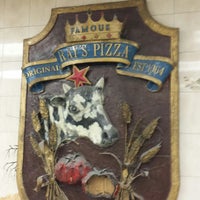 10/29/2014にJair R.がRay&#39;s Famous Original Pizzaで撮った写真