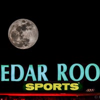 Foto tirada no(a) Cedar Room por Cedar Room em 8/22/2016