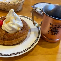 Photo taken at Komeda&amp;#39;s Coffee by ZiM on 1/21/2023