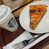 Photo taken at Starbucks by 桜咲 on 11/2/2023