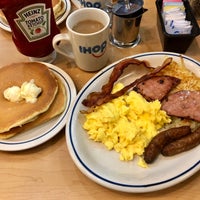 Photo taken at IHOP by akos on 5/12/2018