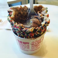 Photo taken at Marble Slab Creamery by Dawn C. on 10/17/2015