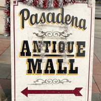 Foto scattata a Pasadena Antique Mall da Ray Q. il 9/13/2020