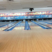 Photo taken at Manor Lanes by VAiN E. on 1/27/2013