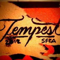 Das Foto wurde bei Tempest von Tempest am 12/3/2013 aufgenommen