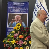 Photo taken at Universidad Insurgentes by Enrique on 5/30/2017