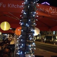 Photo prise au Fung Ku Kitchen &amp;amp; Sushi par Ellen F. le5/8/2013