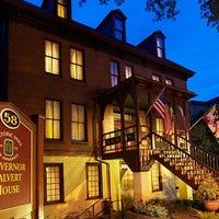 2/26/2014 tarihinde Historic Inns of Annapolisziyaretçi tarafından Historic Inns of Annapolis'de çekilen fotoğraf