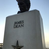 Photo taken at James Dean Bust by Elsa M. on 12/6/2017