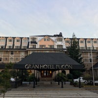 Das Foto wurde bei Gran Hotel Pucón von Pablo J. am 5/15/2019 aufgenommen