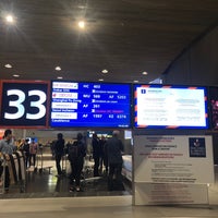 Photo taken at Baggage Claim by Léna L. on 10/10/2019