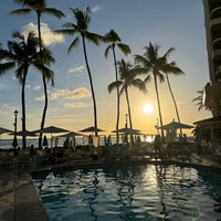 Photo taken at Moana Surfrider, A Westin Resort &amp;amp; Spa, Waikiki Beach by Léna L. on 3/3/2024