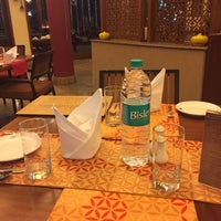 Photo taken at Earthen Oven - Authentic Indian Cuisine Restaurant by Hardik G. on 3/5/2016