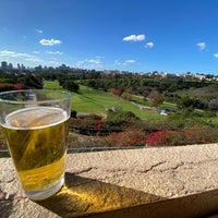 Photo taken at Tobey&amp;#39;s 19th Hole Restaurant by Lars-Erik F. on 12/15/2019