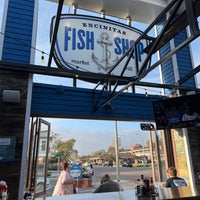 Photo taken at Encinitas Fish Shop by Lars-Erik F. on 5/9/2022