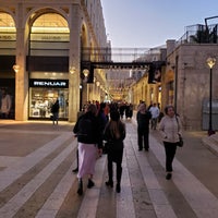 11/27/2019 tarihinde Alin G.ziyaretçi tarafından Mamilla Mall'de çekilen fotoğraf