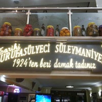 Photo taken at Tarihi Kurufasülyeci Süleymaniyeli by Bedican d. on 12/4/2012