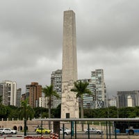 Photo taken at Obelisco Mausoléu aos Heróis de 32 by Hubert A. on 3/5/2024