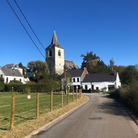 Photo taken at Auberge de la Roseraie by Thib F. on 10/24/2021