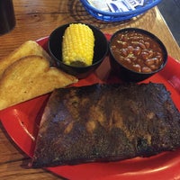 Photo taken at Heady Bar-B-Que Co. by Aron C. on 12/19/2015