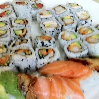 Снимок сделан в Yummyaki Restaurant пользователем Fran M. 12/31/2012