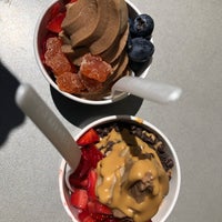 Photo taken at Pressed Juicery by Shirley L. on 7/6/2019
