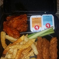 Photo taken at Zaxby&amp;#39;s Chicken Fingers &amp;amp; Buffalo Wings by Jimmy S. on 6/17/2017