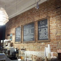 Das Foto wurde bei Honey Cafe von Jenny O. am 11/24/2012 aufgenommen