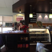 12/8/2013에 Michelle E.님이 MAKE Café &amp;amp; Catering에서 찍은 사진