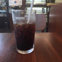 Photo taken at Doutor Coffee Shop by Takeshi I. on 5/16/2015