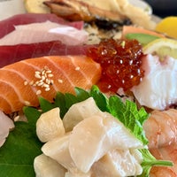 Снимок сделан в Sushi Sasa пользователем Richard G. 9/2/2021