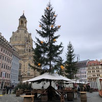 Photo taken at Advent auf dem Neumarkt by Frank H. on 12/24/2022