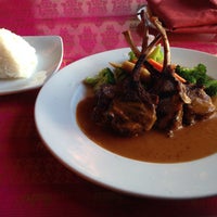Photo prise au Thai Thani Restaurant par Guess A. le11/11/2014