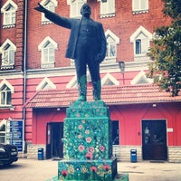 Photo taken at Разноцветный Ленин by Василий П. on 10/13/2013