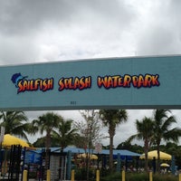 รูปภาพถ่ายที่ Sailfish Splash Waterpark โดย Felipe เมื่อ 7/19/2013