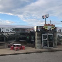 Photo taken at Route 66 Diner by Nawaf N. on 6/9/2019