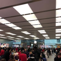 Photo taken at Apple Yorkdale by Tim on 1/5/2019